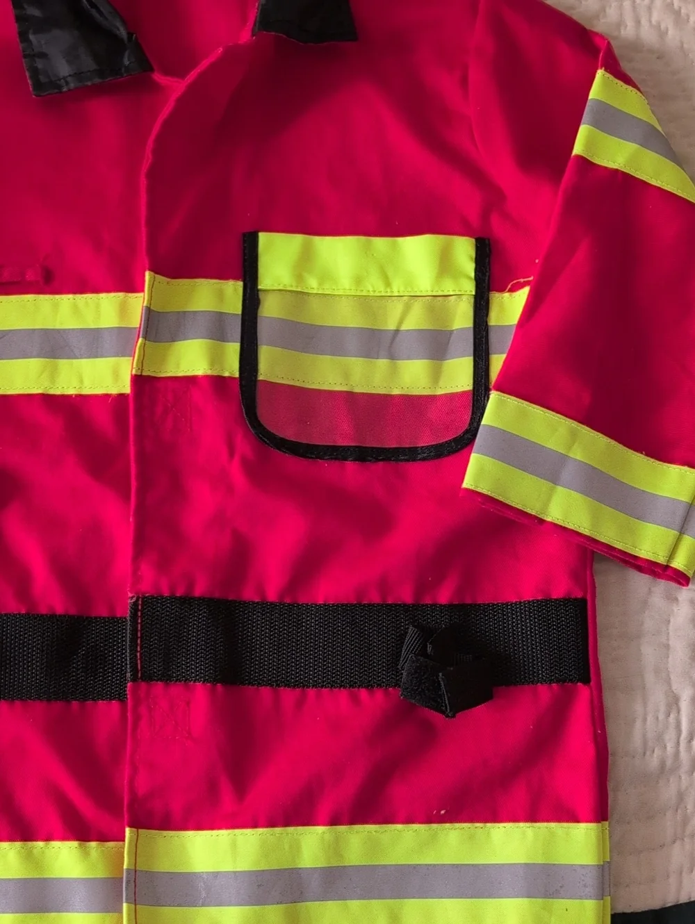 High-Visibility Fire 🚒 Chief Safety Jacket in Red with Reflective Stripes